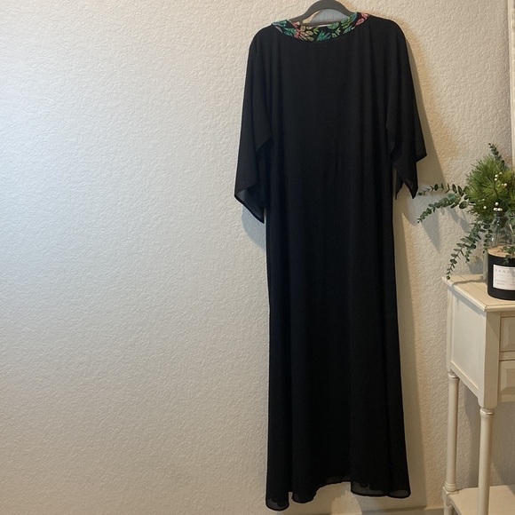 Elaine Turner Embroidered Tia Black Maxi Dress - Medium - Picture 8 of 16